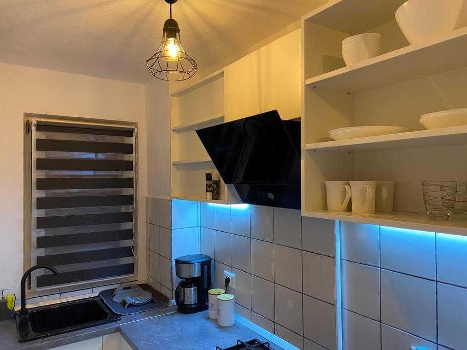 Black& White Apartment บราชอฟ ภายนอก รูปภาพ