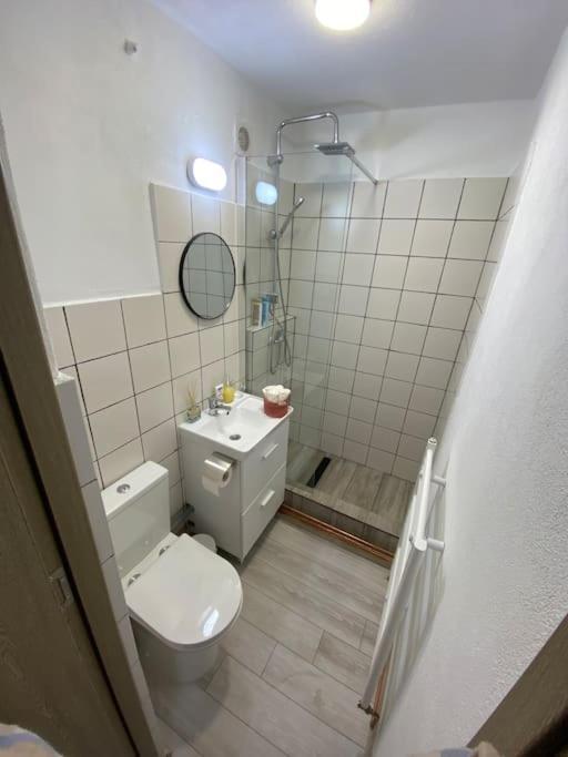Black& White Apartment บราชอฟ ภายนอก รูปภาพ